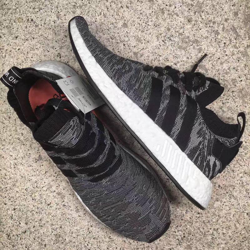 Authentic Adidas NMD R2 4